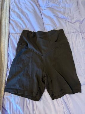 Women’s Brown High-Waist Bike Shorts with V-Waistband